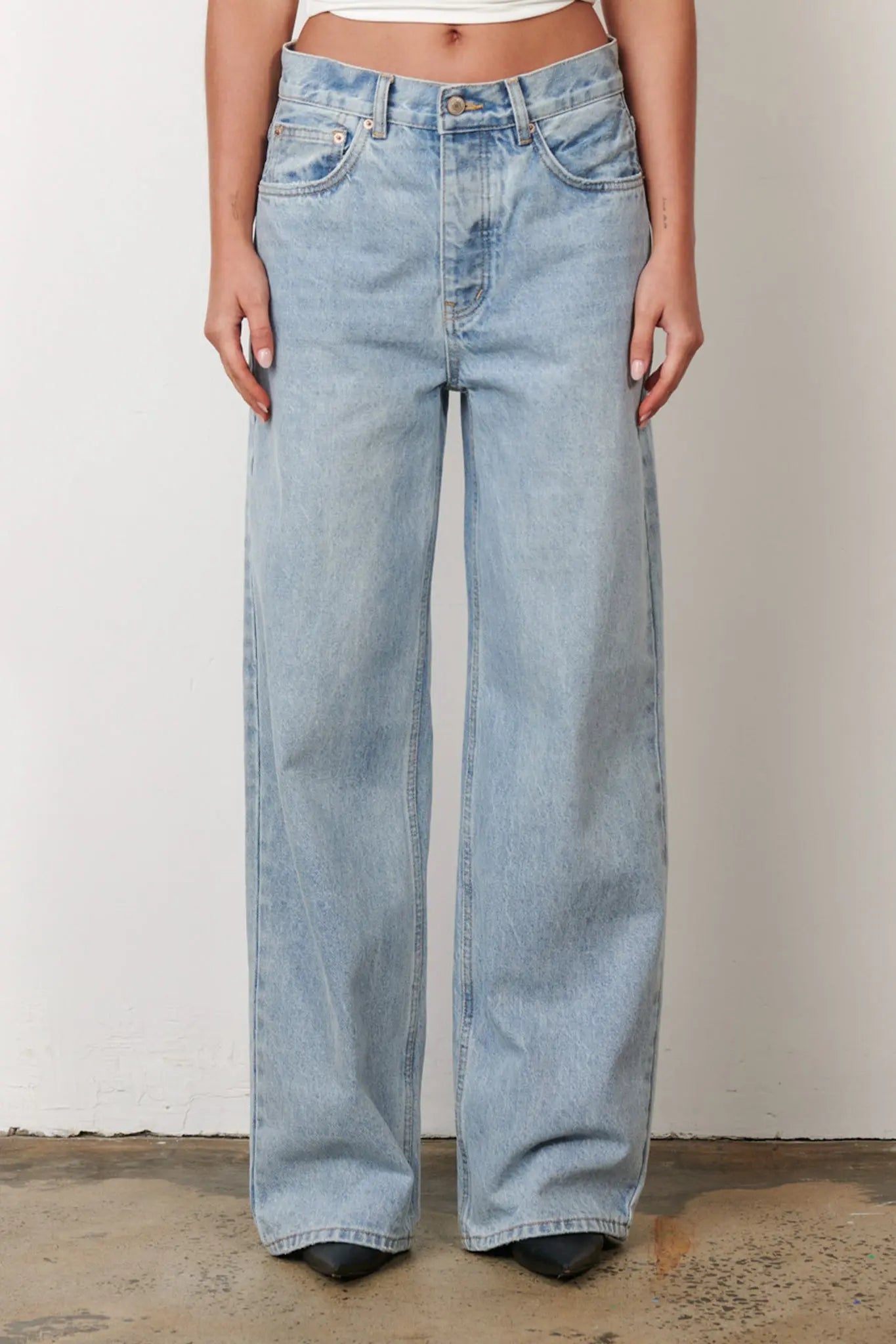 Bayse-Brand Cloth Lifestyle Boutique