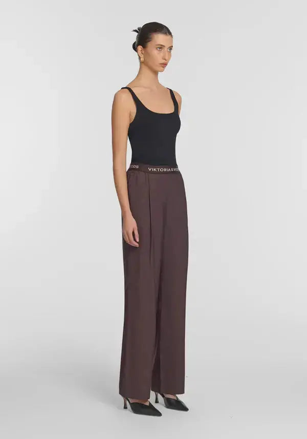 Ivanhoe Pant in Chocolate Viktoria + Woods