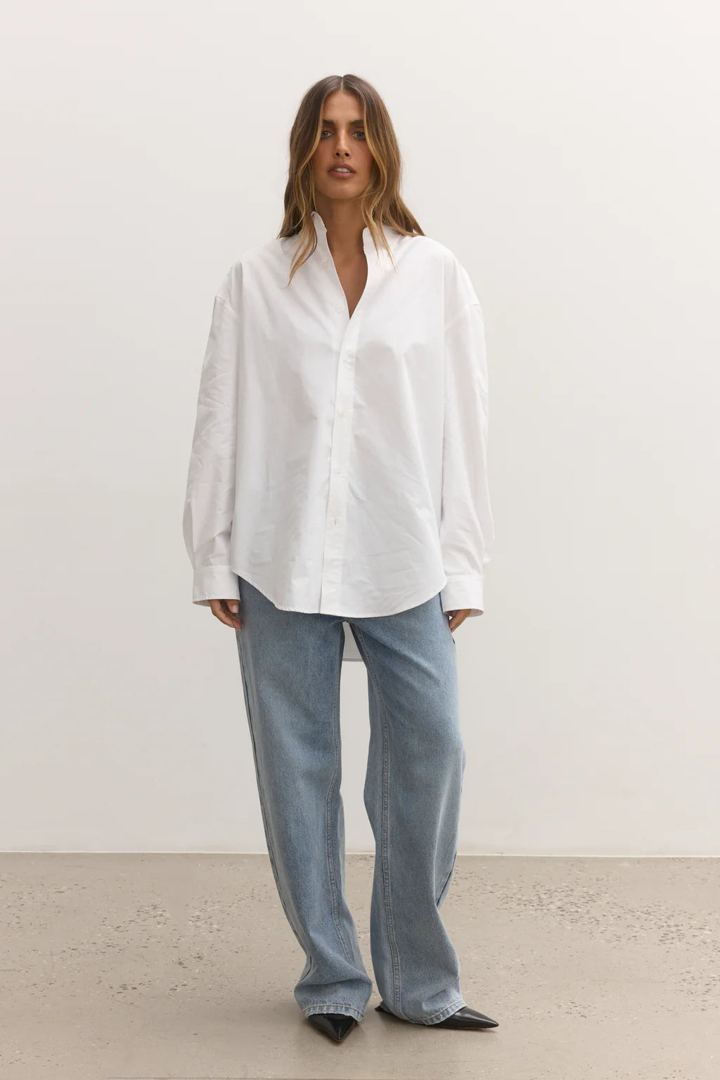 Avoca Shirt in White Bayse Brand