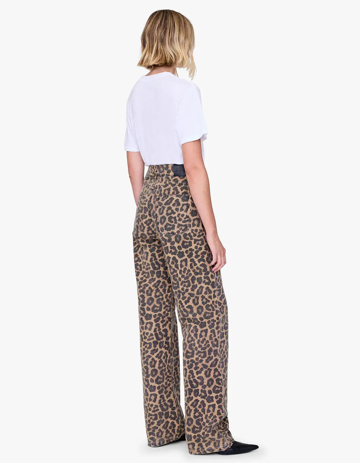 Hugh Jean in Leopard Anine Bing