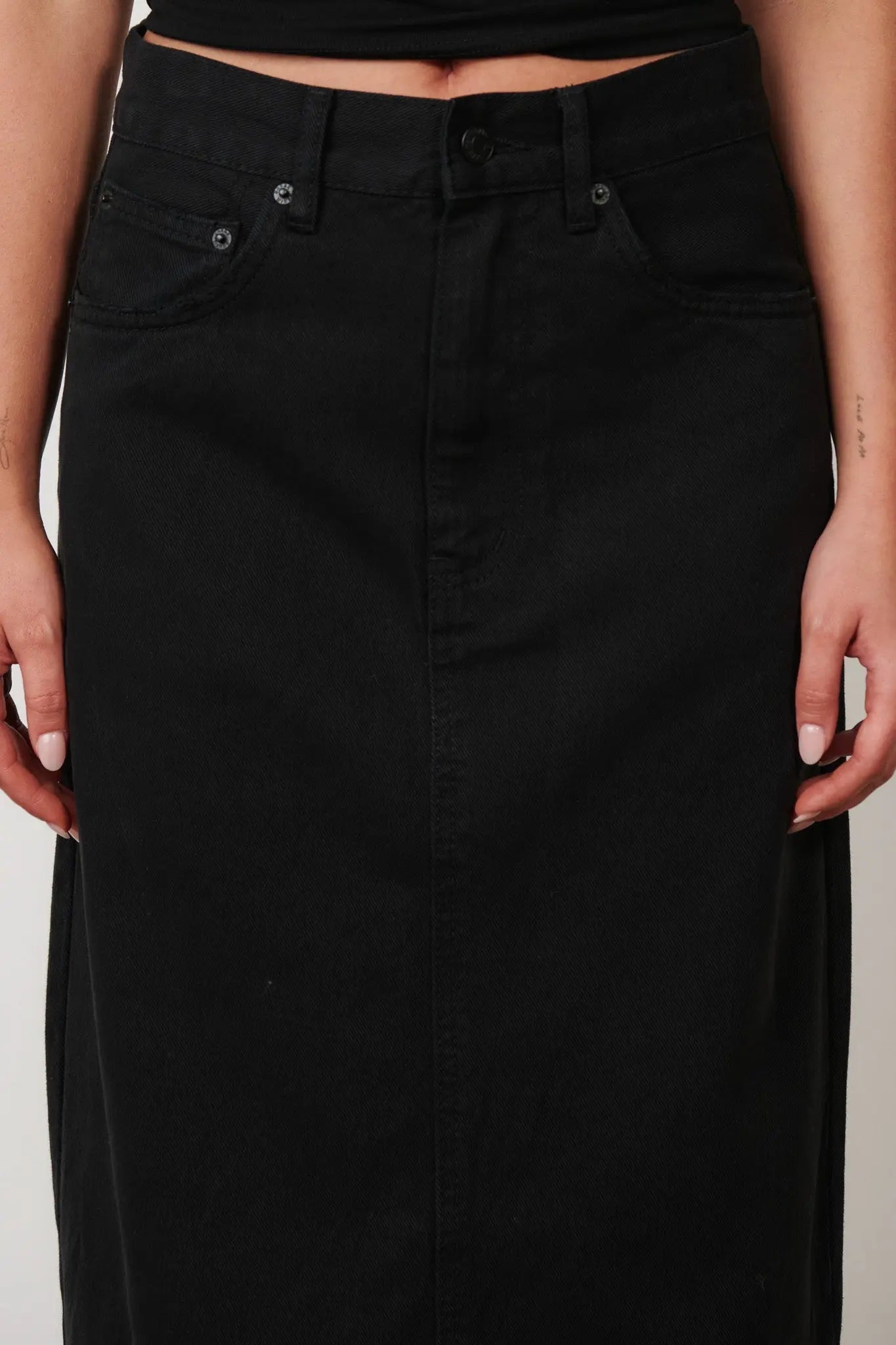 Hudson Maxi Skirt in Overdyed Black
