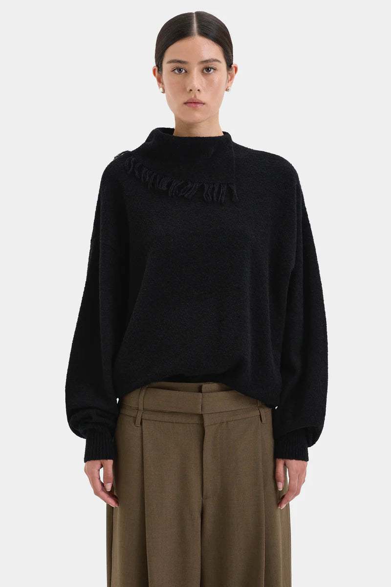 Romana Sweater in Black Sir.