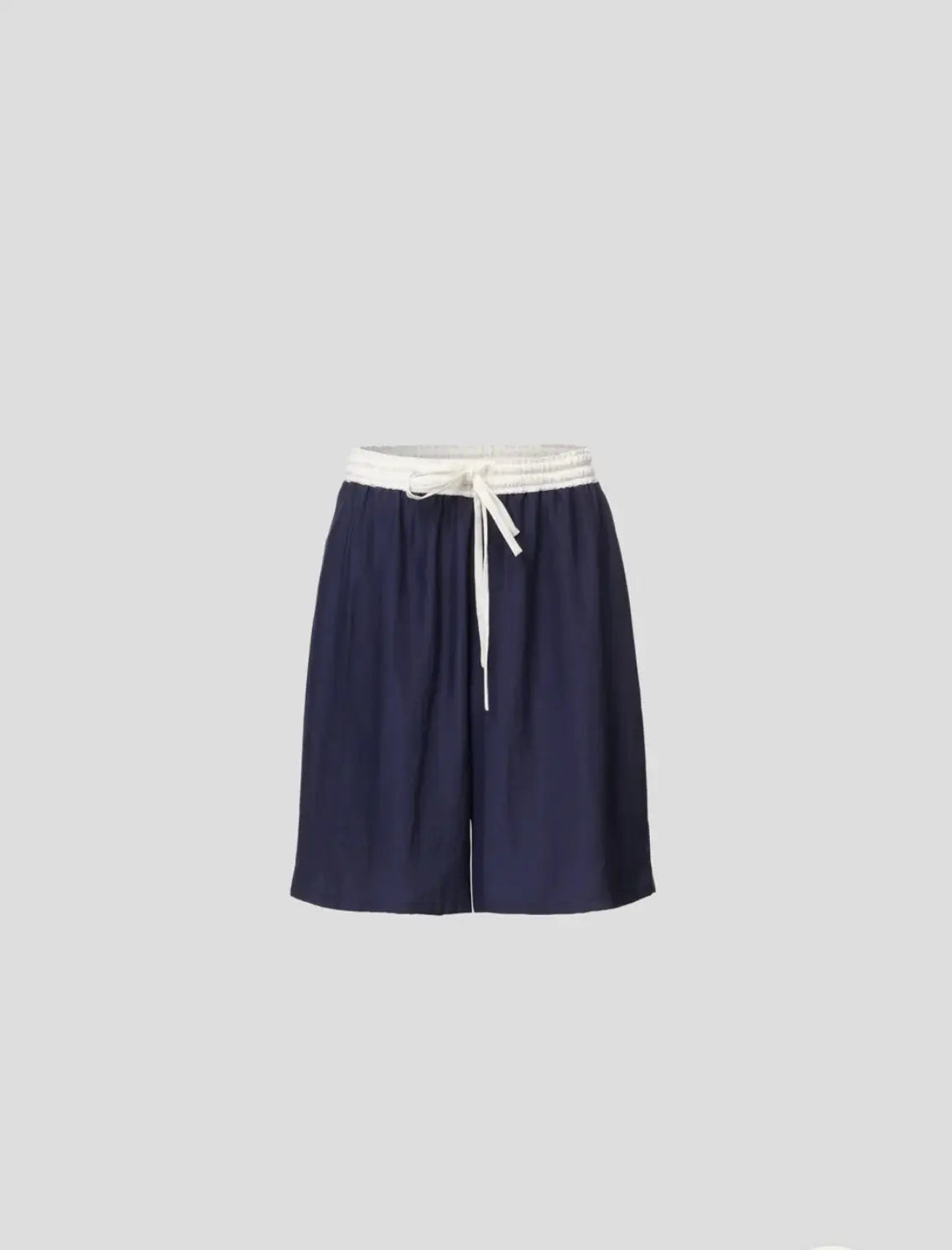 Limelight Short in Navy Cupro Viktoria + Woods