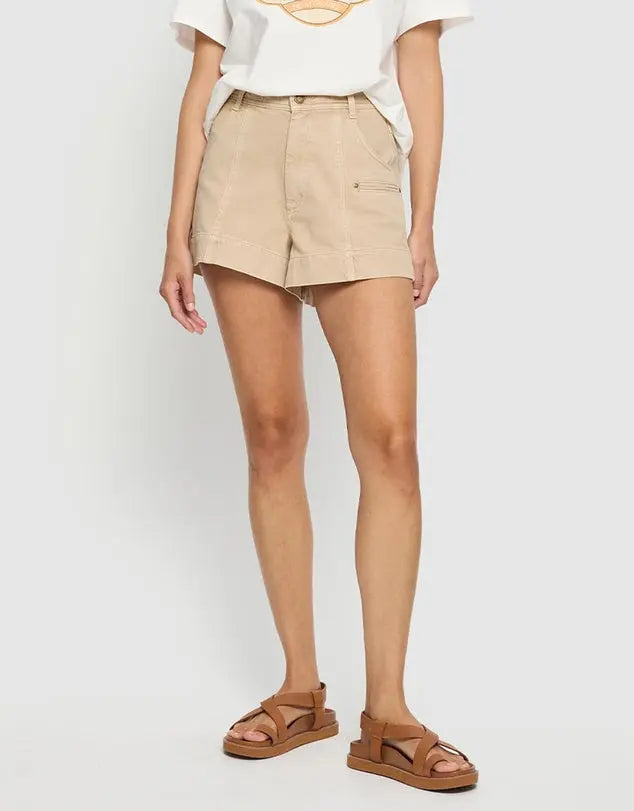 Evie Denim Shorts in Sand Kivari