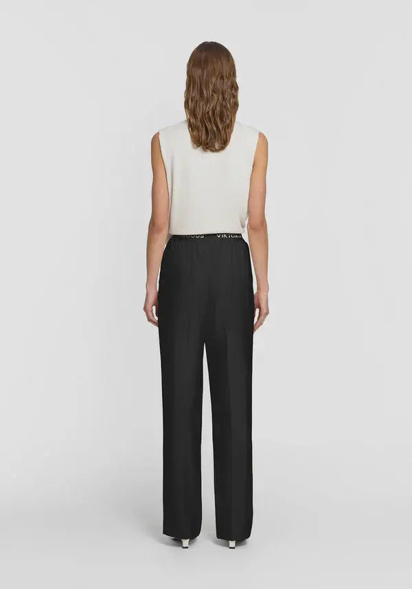Ivanhoe Pant in Black Viktoria + Woods