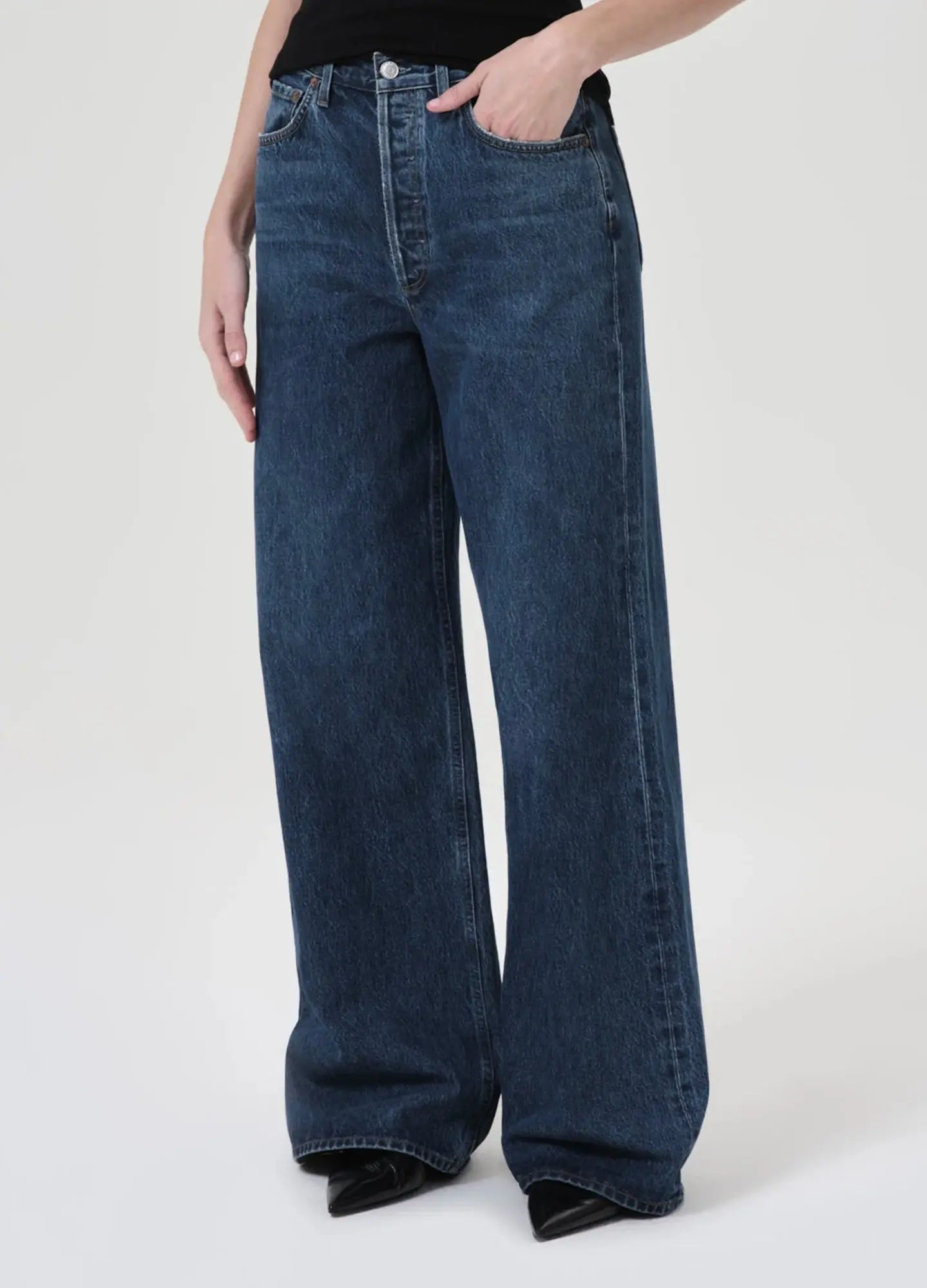 Denim high rise jean clothlifestyle