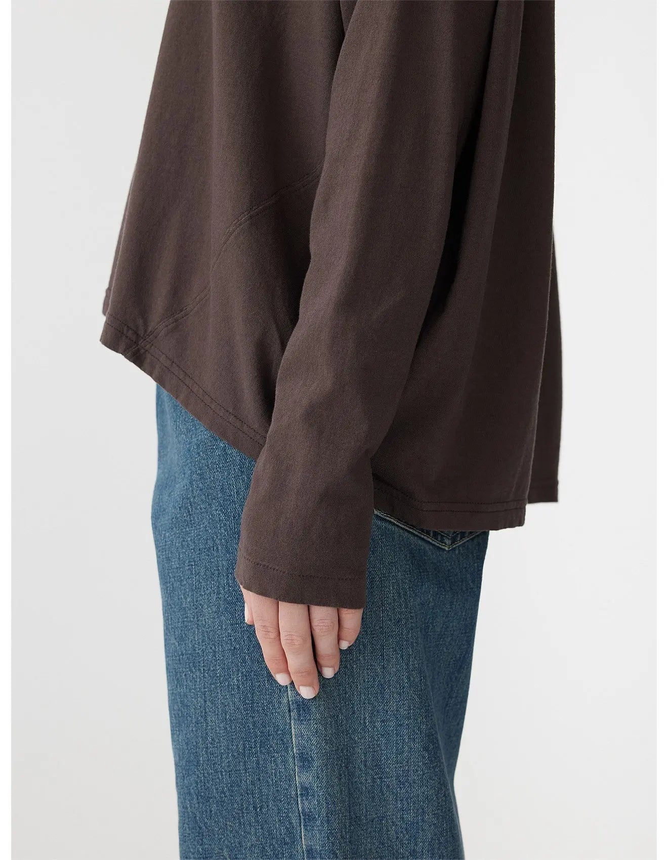 Slouch Circle Long Sleeve T-Shirt in Dark Plum Bassike