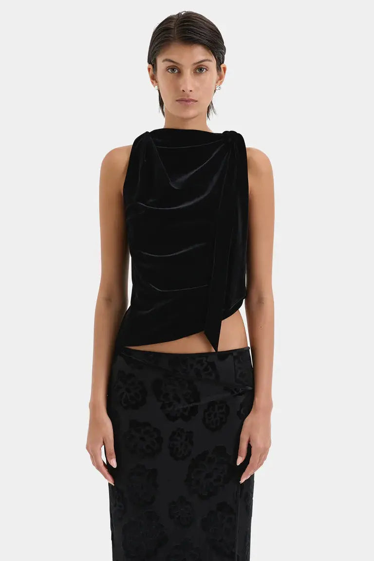 Black highneck
Top by Sir
At
Clothlifestyle Boutique
