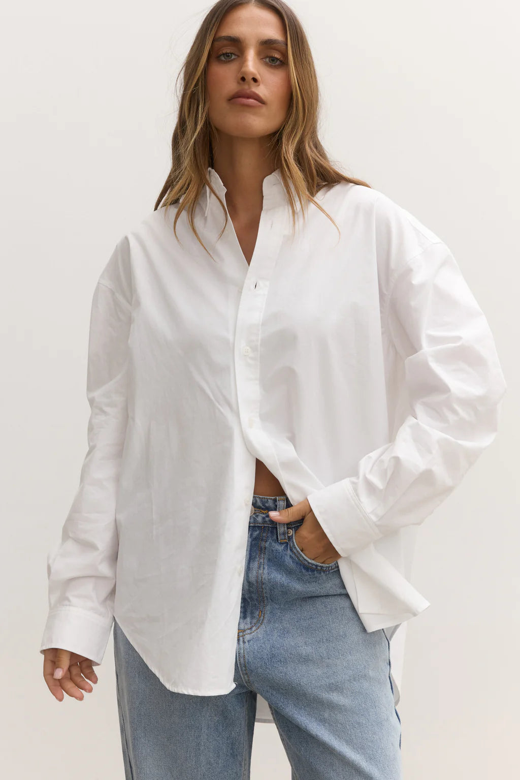 Avoca Shirt in White Bayse Brand