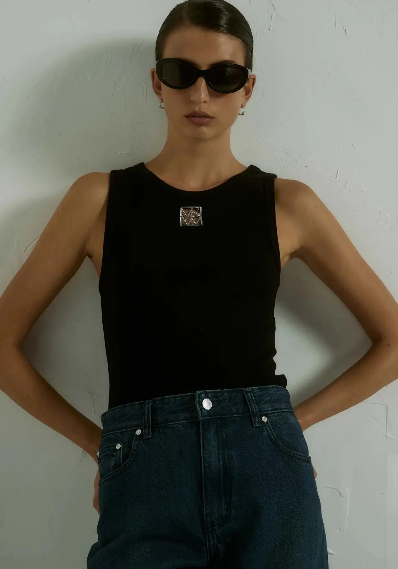 V&W Metal Tank In Black Viktoria + Woods