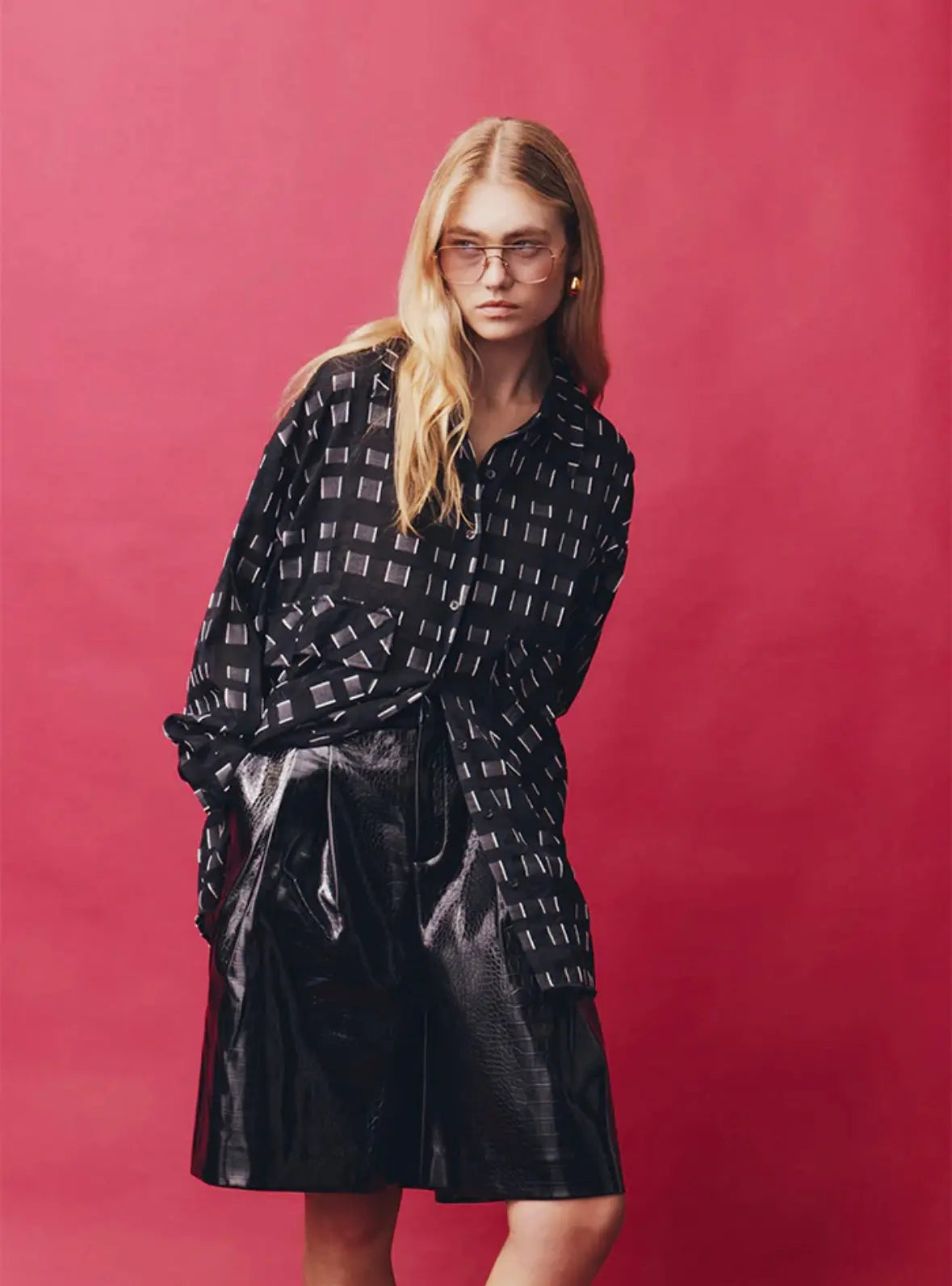 Knox Shirt in Black Blanca