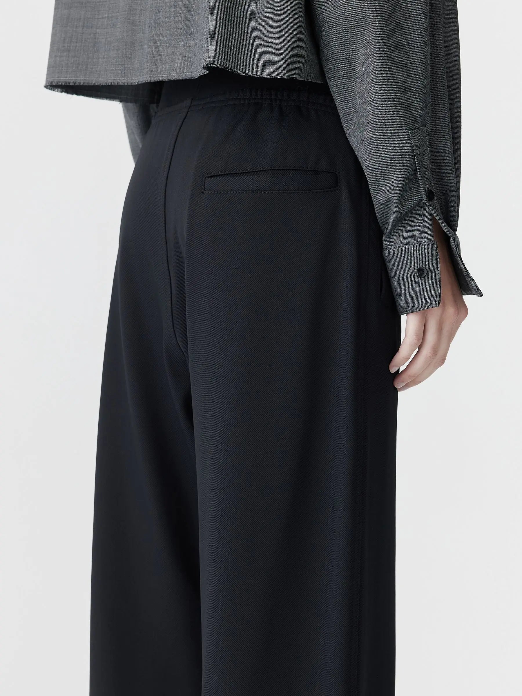 Elastic Detail Twill Pant in Black BASSIKE
