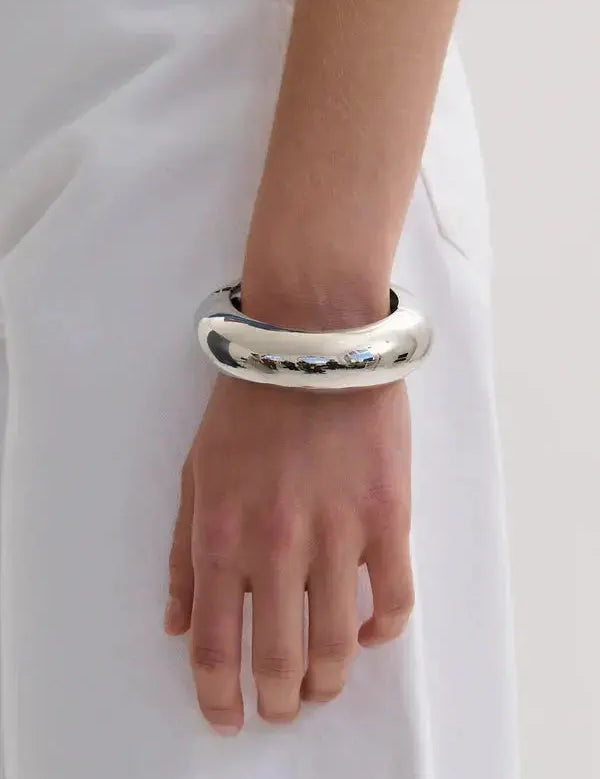 Dome Bangle in Gunmetal Anna Rossi