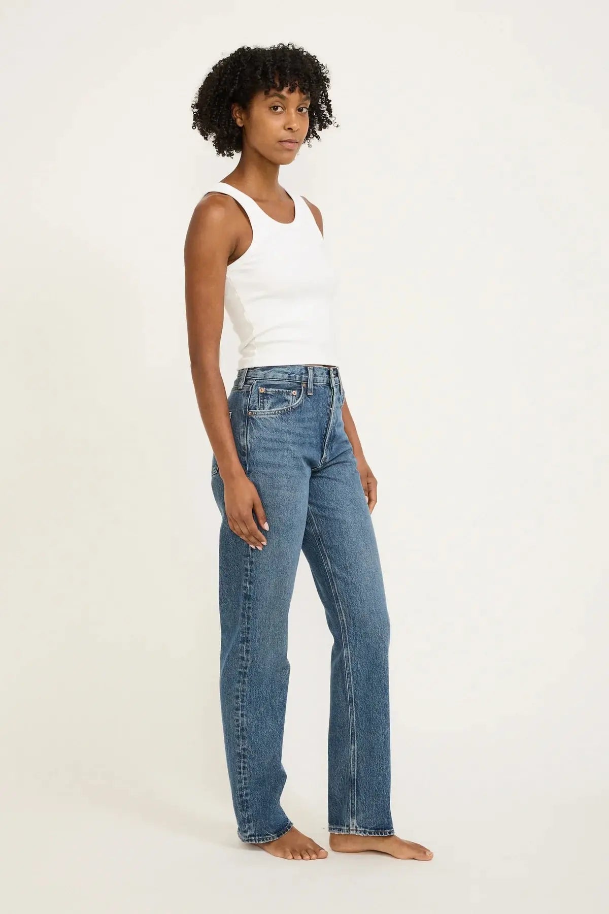 Kelly Jean in Essence AGOLDE