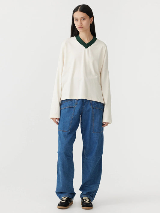 Boxy V Neck Long Sleeve T-shirt in Ecru/Deep Forest
