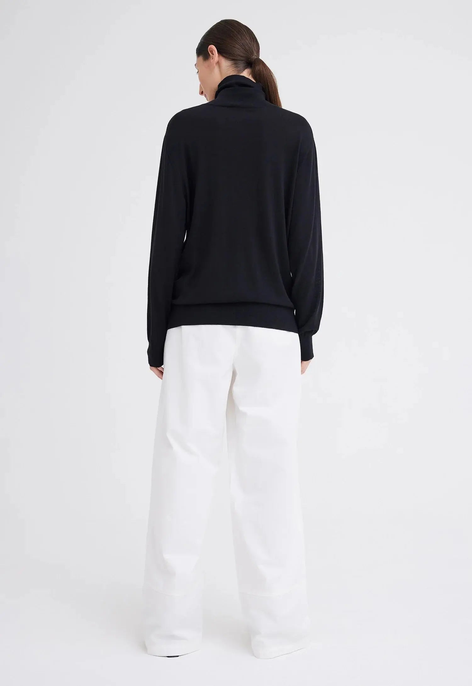 Vermont Merino Wool Sweater in Black Jac + Jack