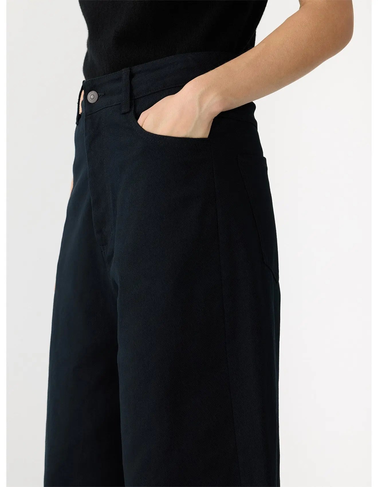 Cotton Twill Barrel Leg Pant Bassike