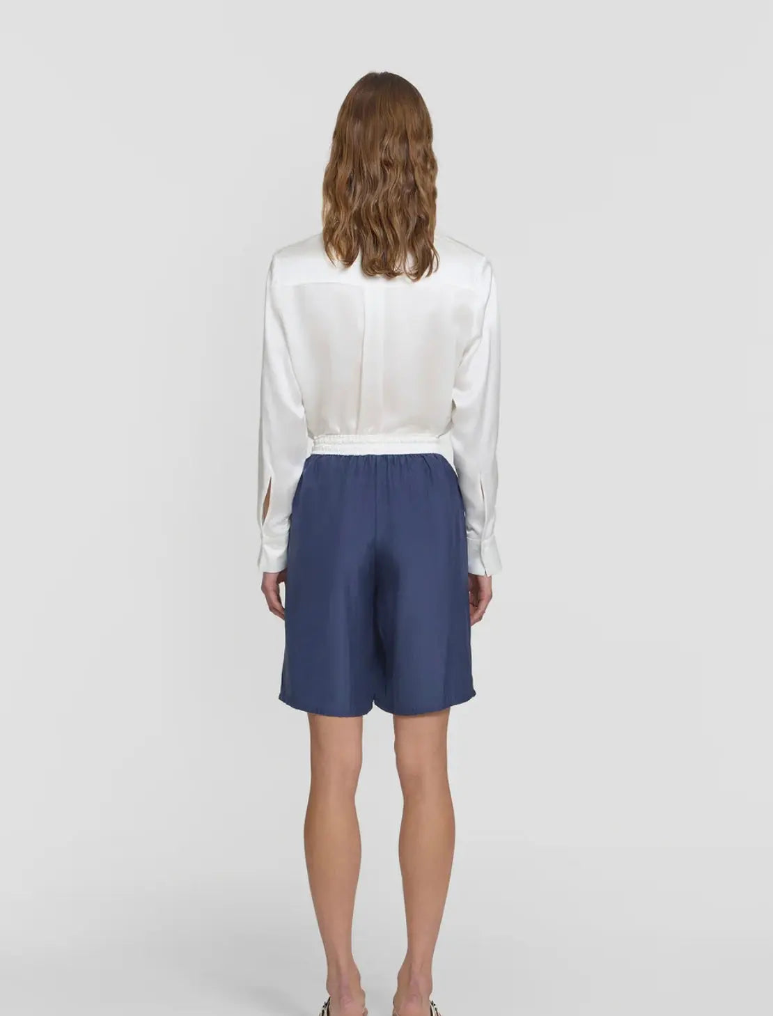 Limelight Short in Navy Cupro Viktoria + Woods