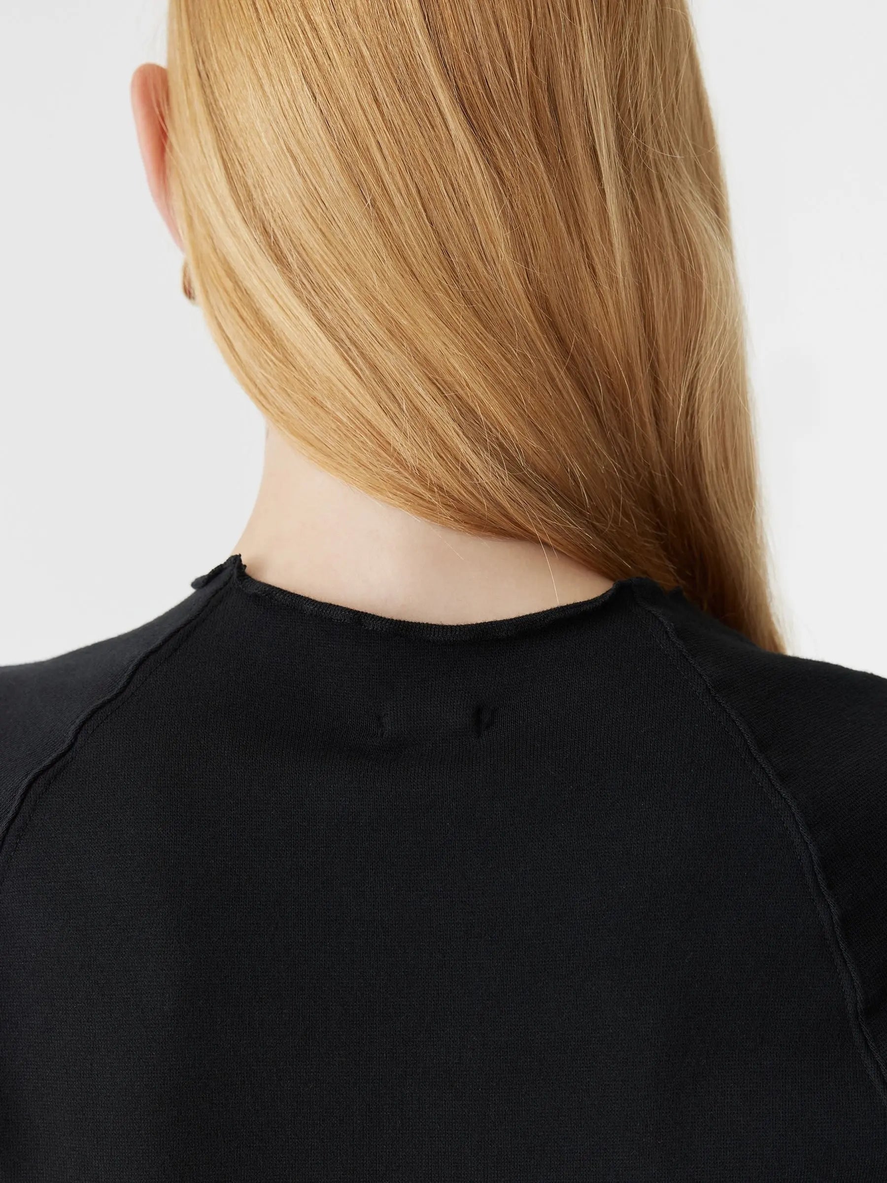 Slim Rib Raglan Long Sleeve T-shirt in Black Bassike