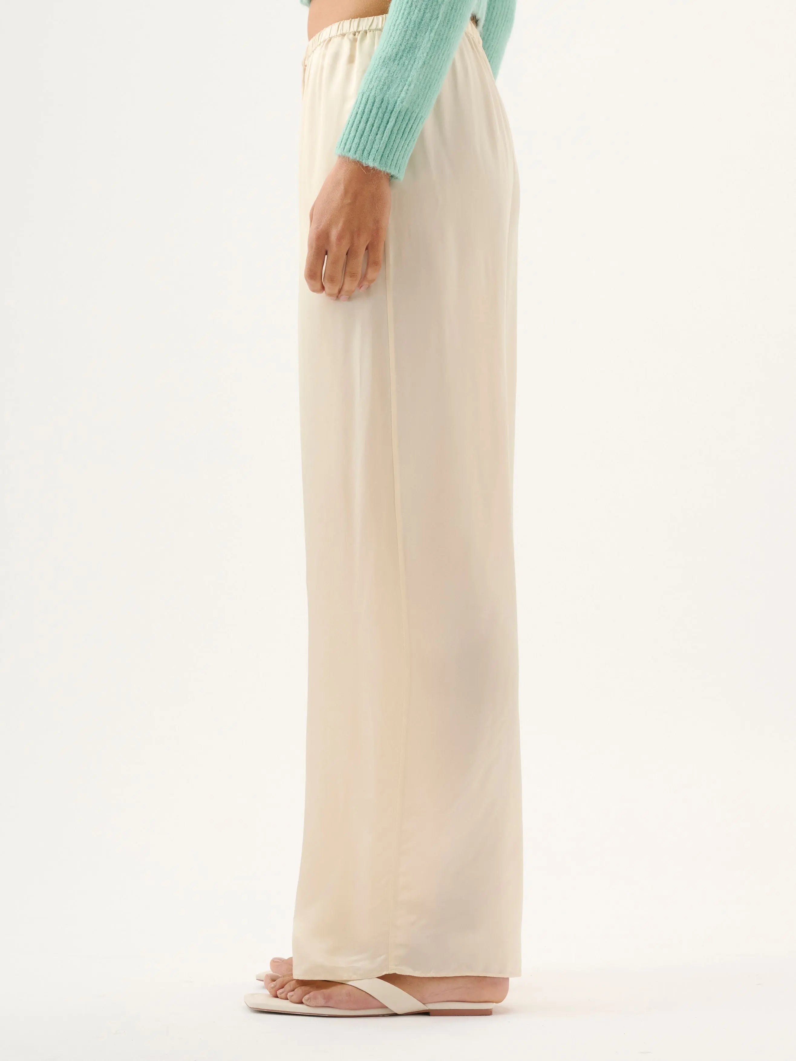 Miles Pant in Ivory Roame