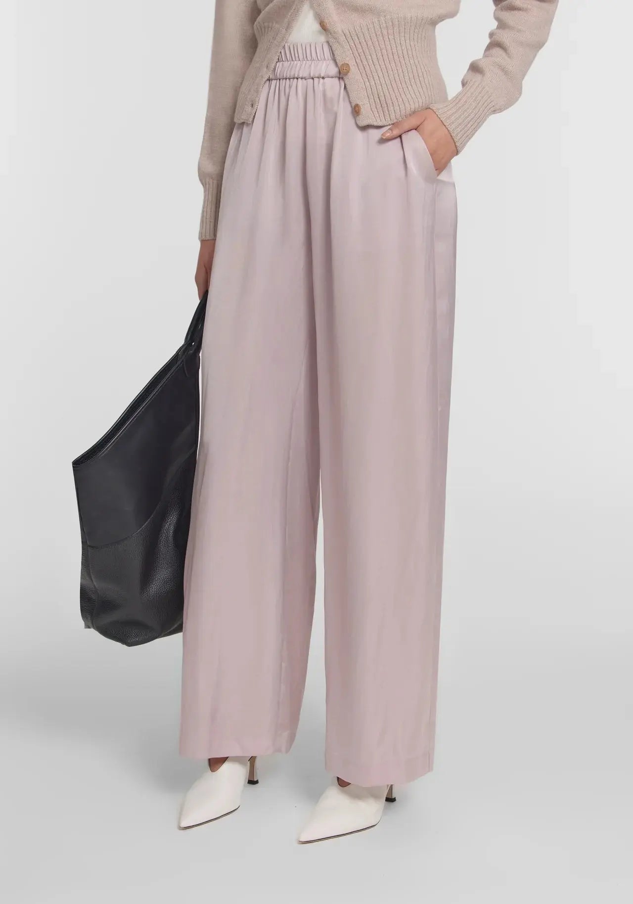 Pilot Pant in Plaster Viktoria + Woods