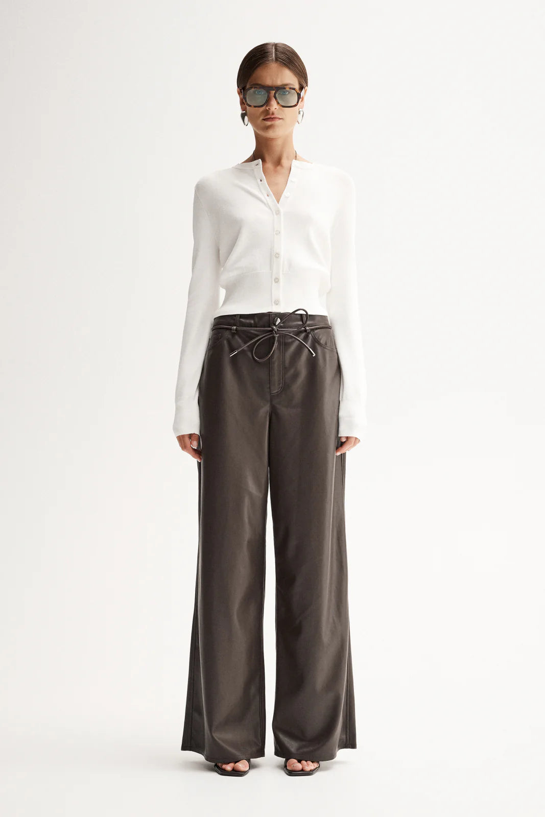Victoria Knit in White Elka Collective