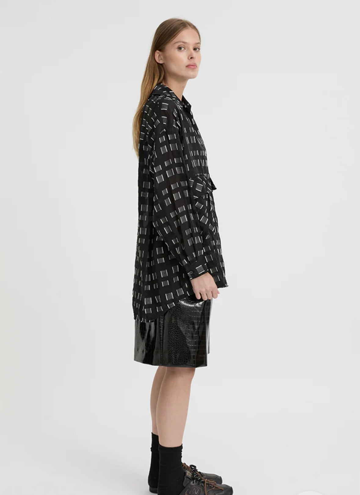 Knox Shirt in Black Blanca