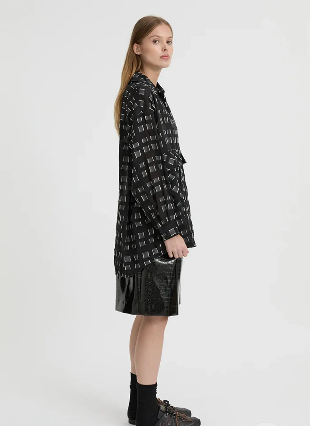 Knox Shirt in Black Blanca