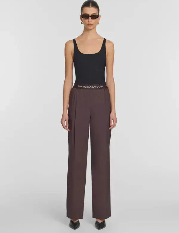 Ivanhoe Pant in Chocolate Viktoria + Woods