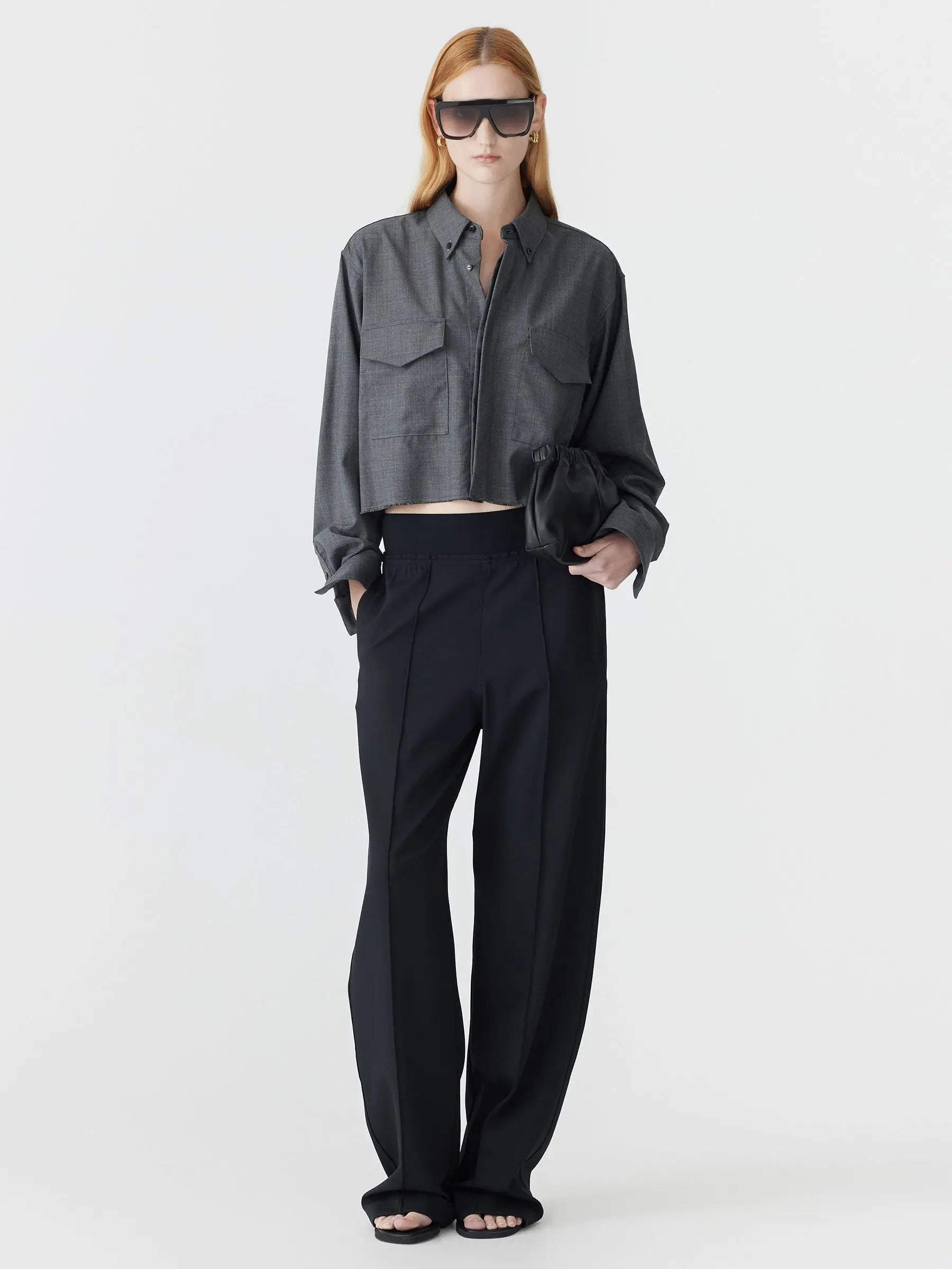 Elastic Detail Twill Pant in Black BASSIKE