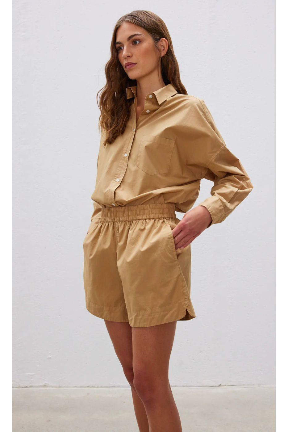 The Chiara Short in Toffee