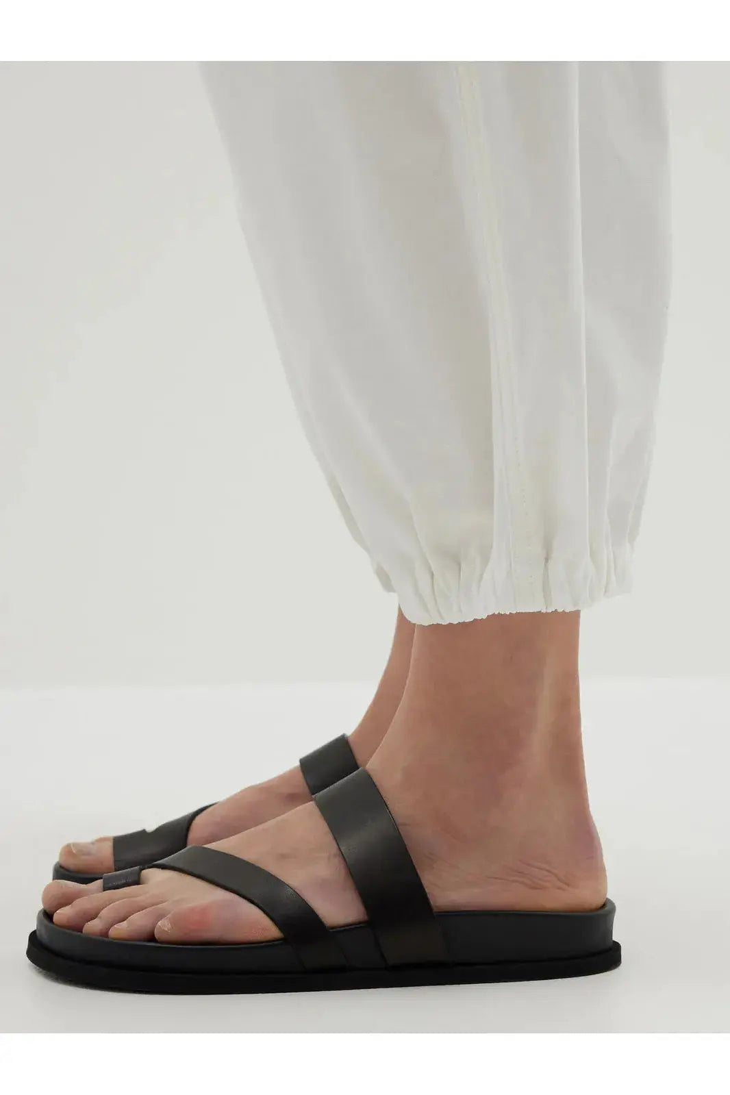 Cotton Canvas Cargo Pant in White