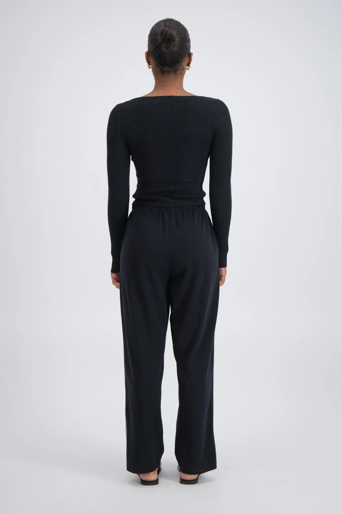 Panarea Trackpant in Black Jasmine Alexa