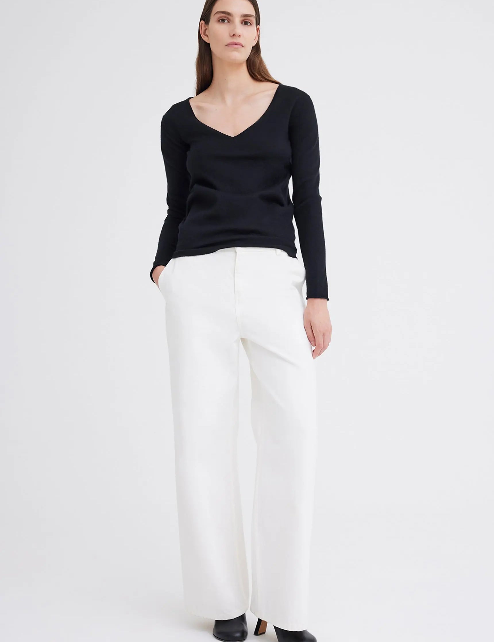 Elco Cashmere Sweater in Black