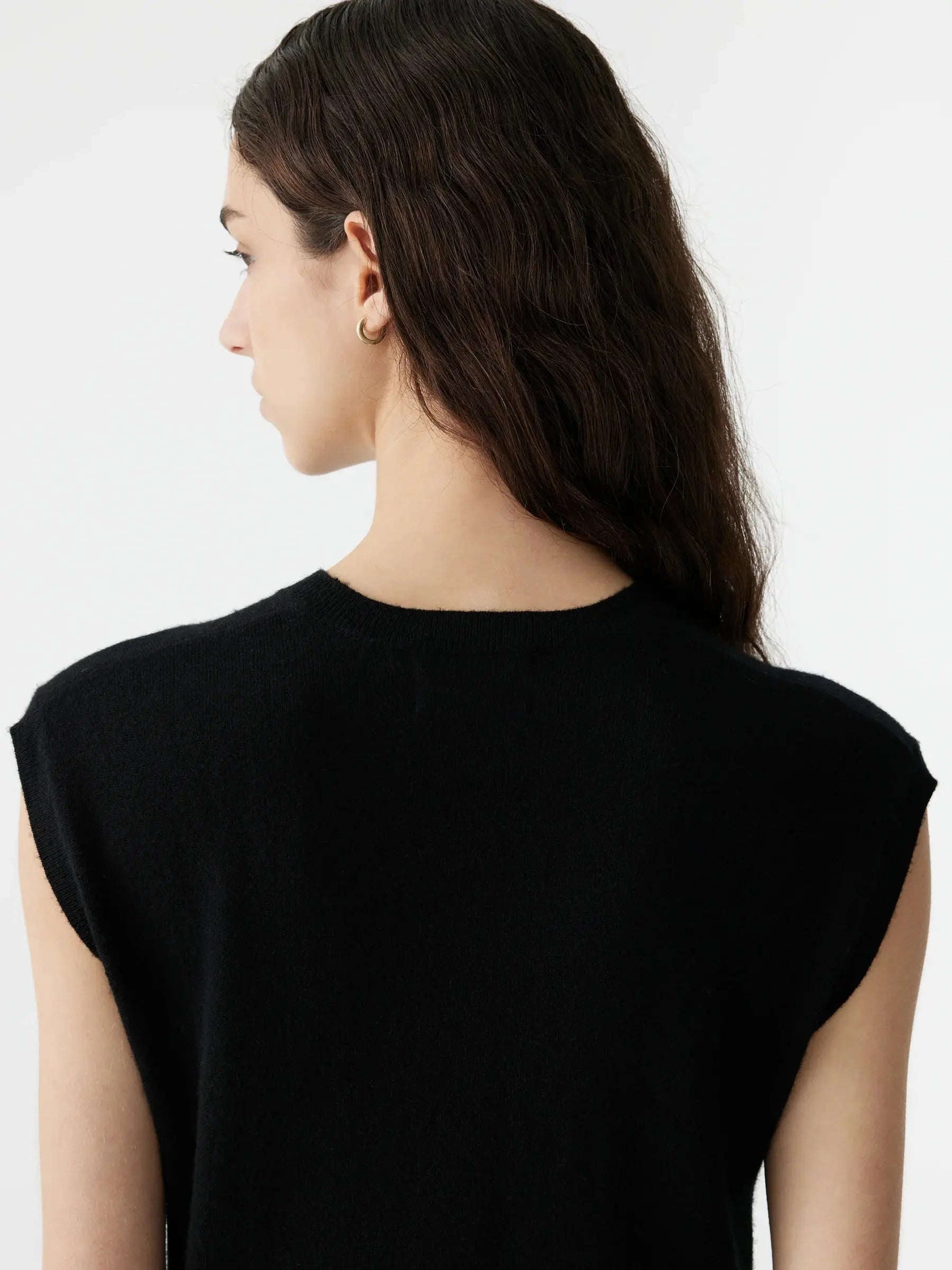 Slim Muscle Tank Knit Bassike