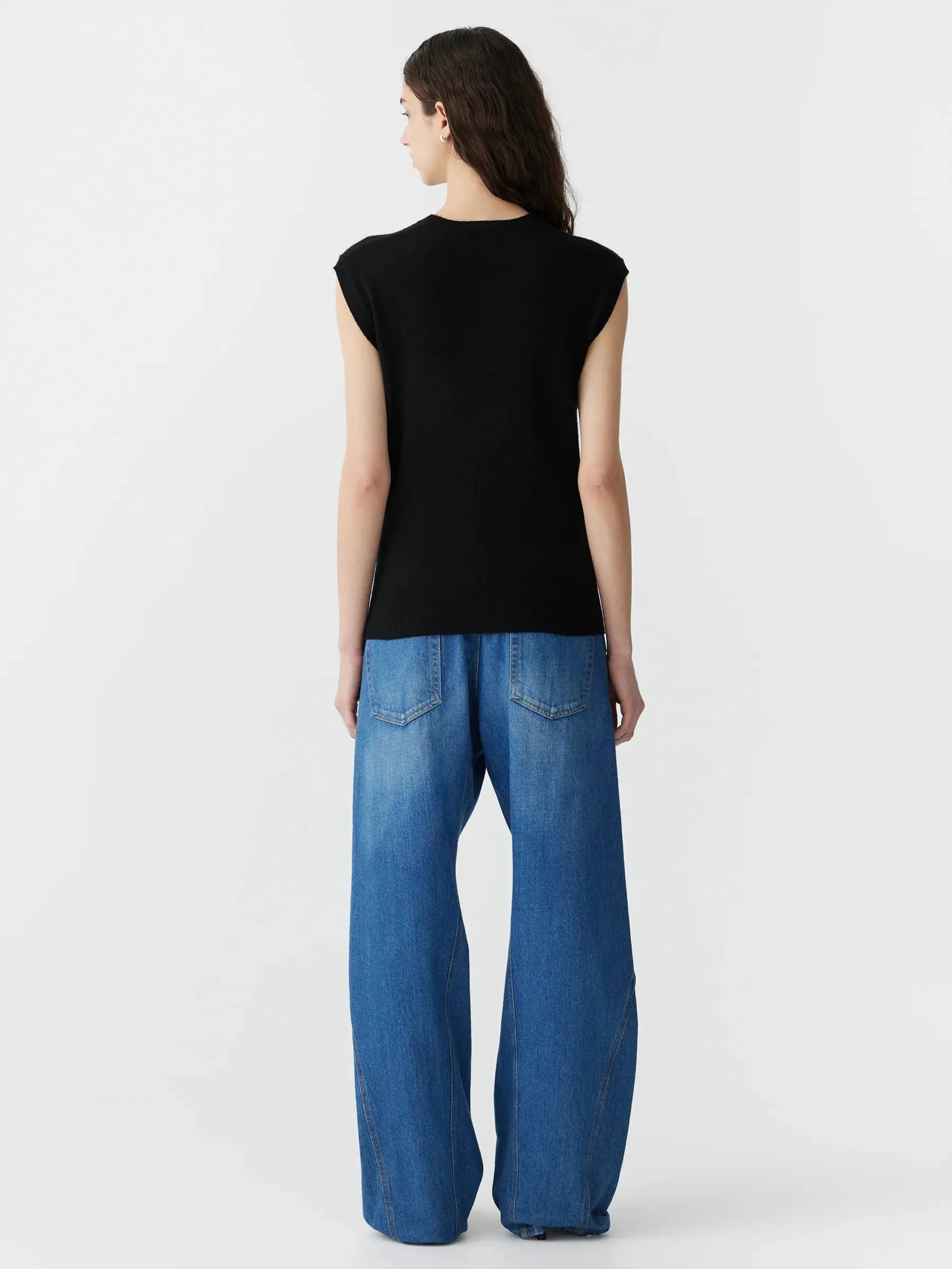 Slim Muscle Tank Knit Bassike