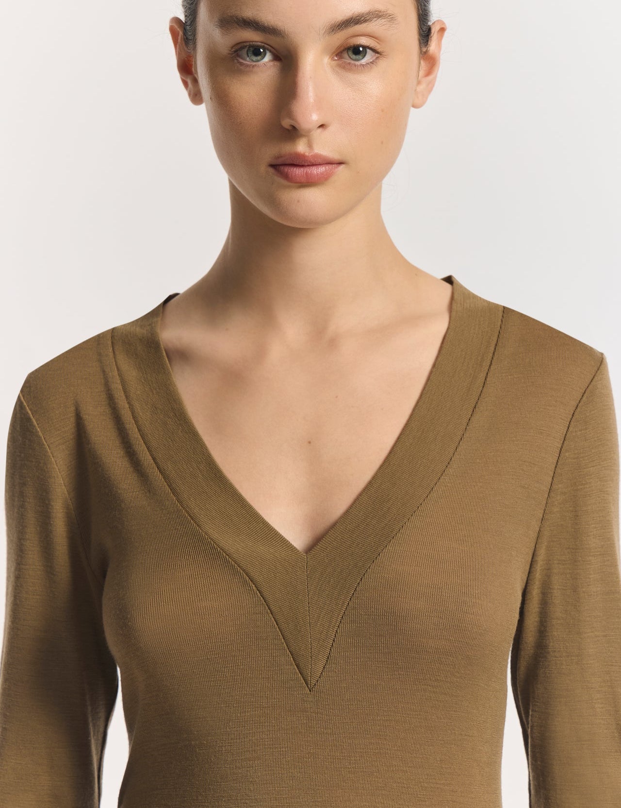 Lotus Top in Khaki Viktoria + Woods