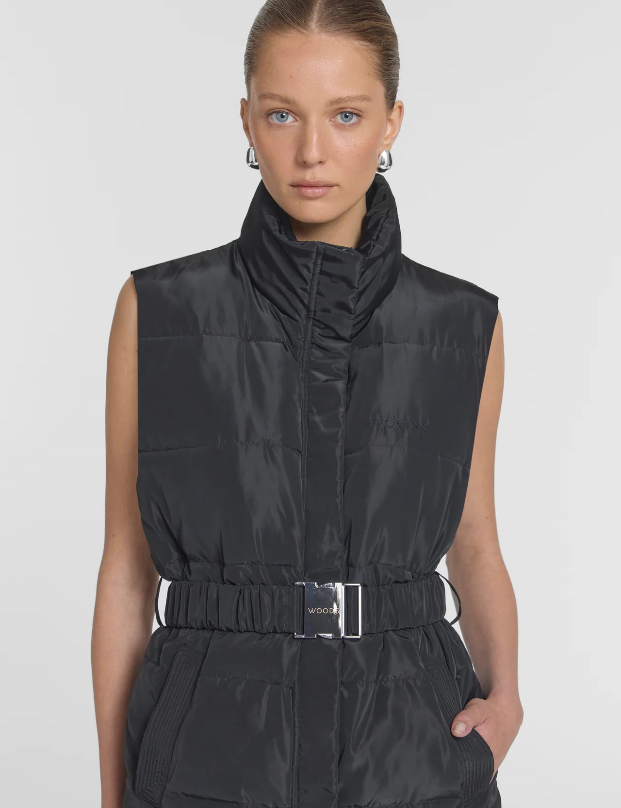 Alchemy Puffer Vest in Black Viktoria + Woods