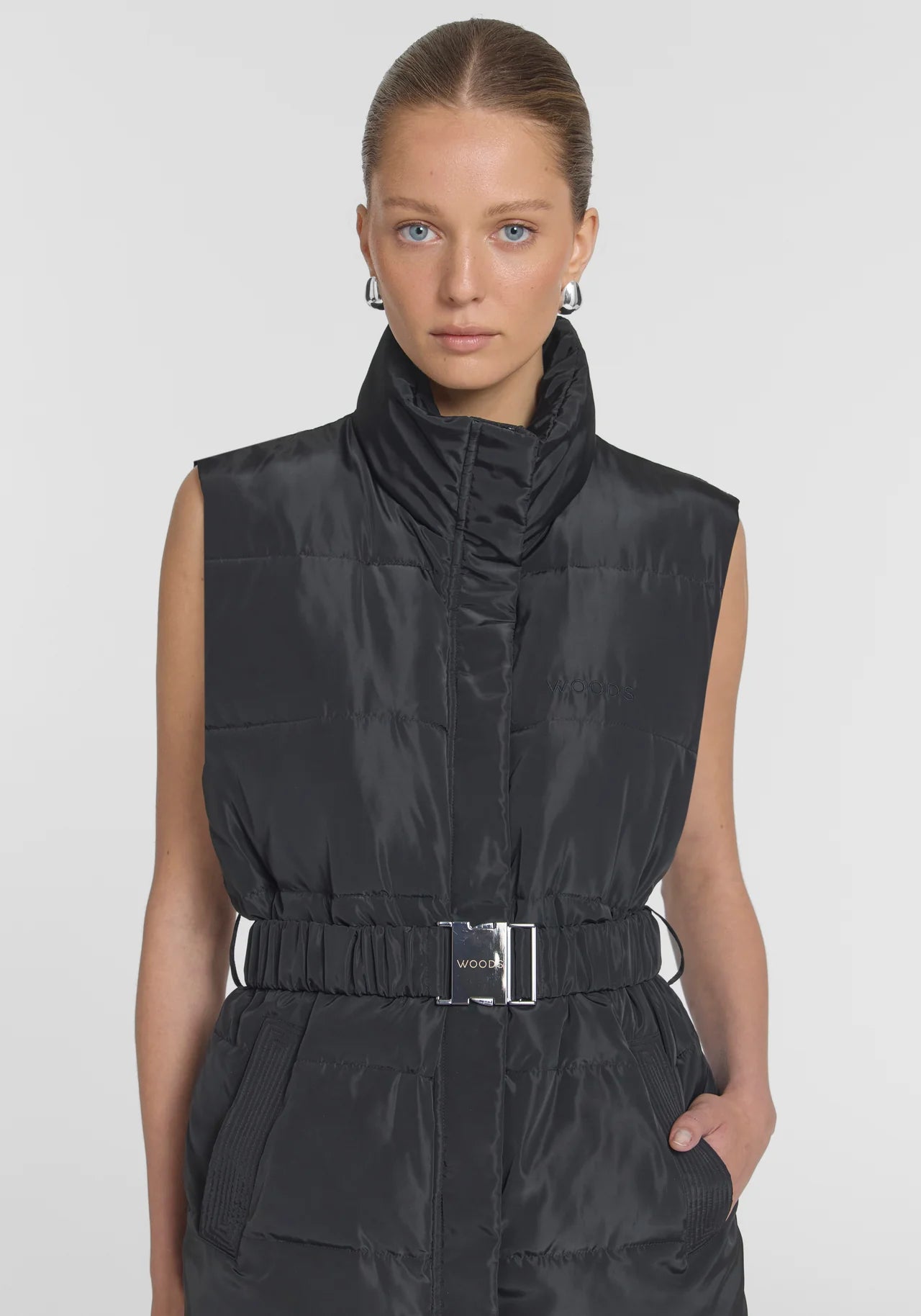 Alchemy Puffer Vest in Black Viktoria + Woods