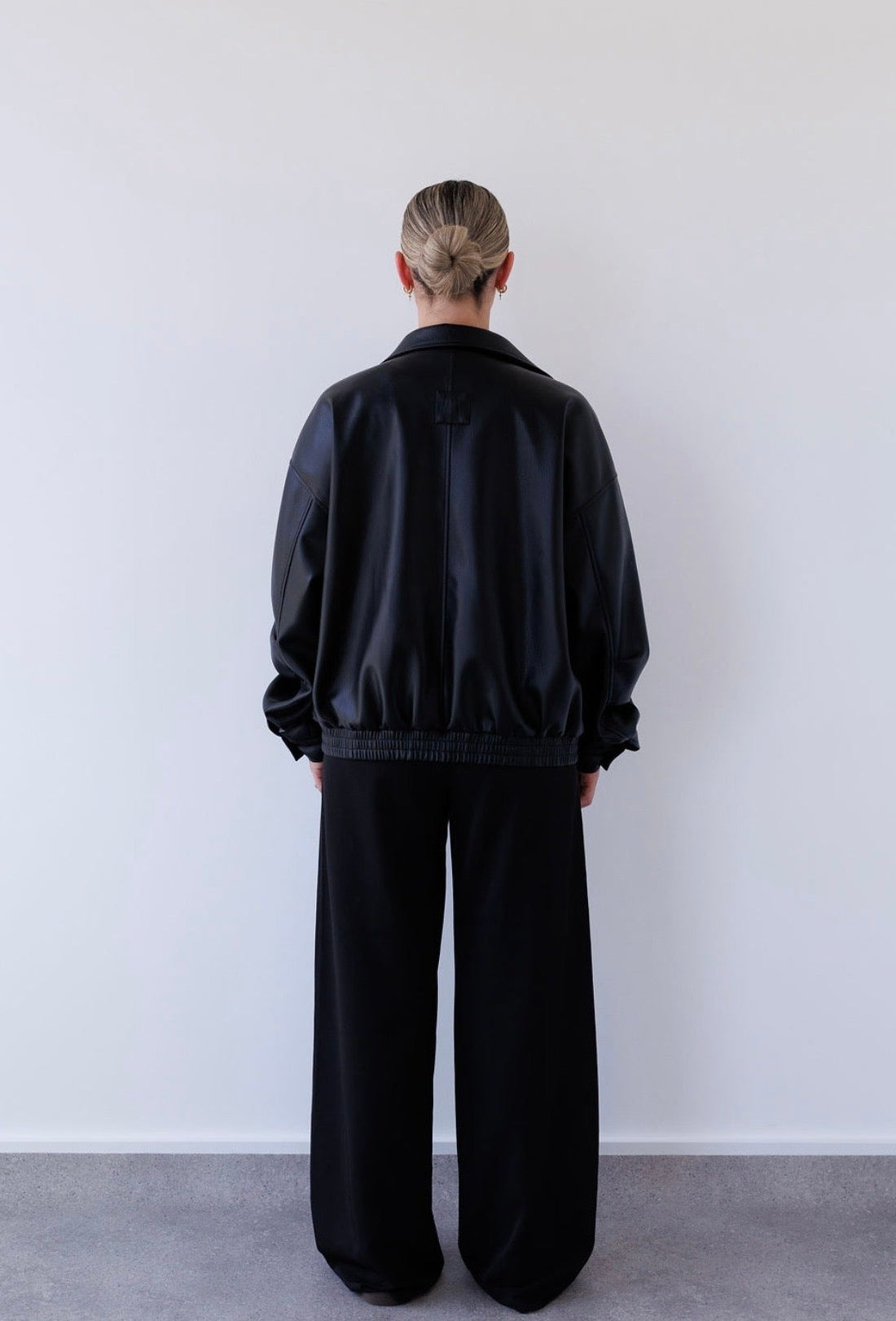 Scout Bomber in Black Mabel