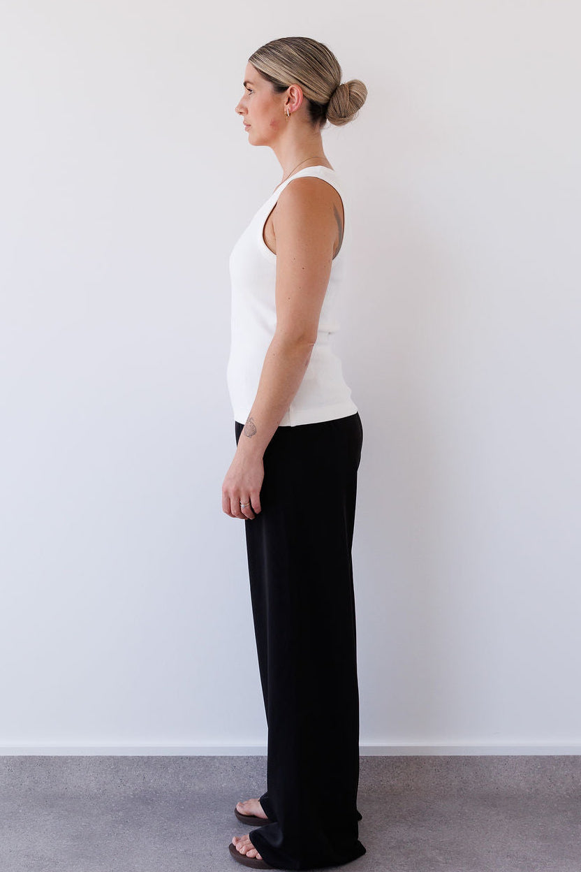 Louis Tank in White Mabel