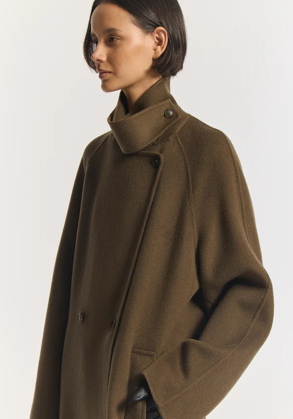 Hemingway Wool Coat in Khaki Viktoria + Woods