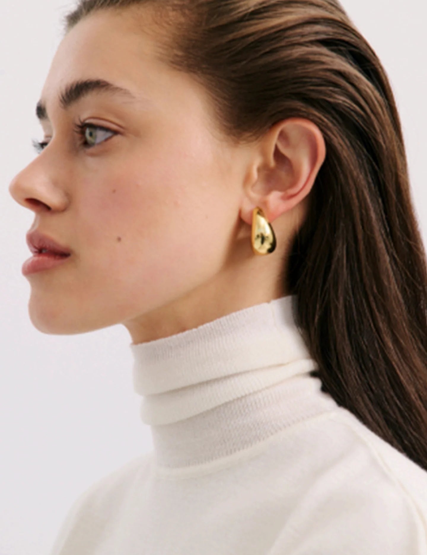 Thick Droplet Earring in Gold Anna Rossi