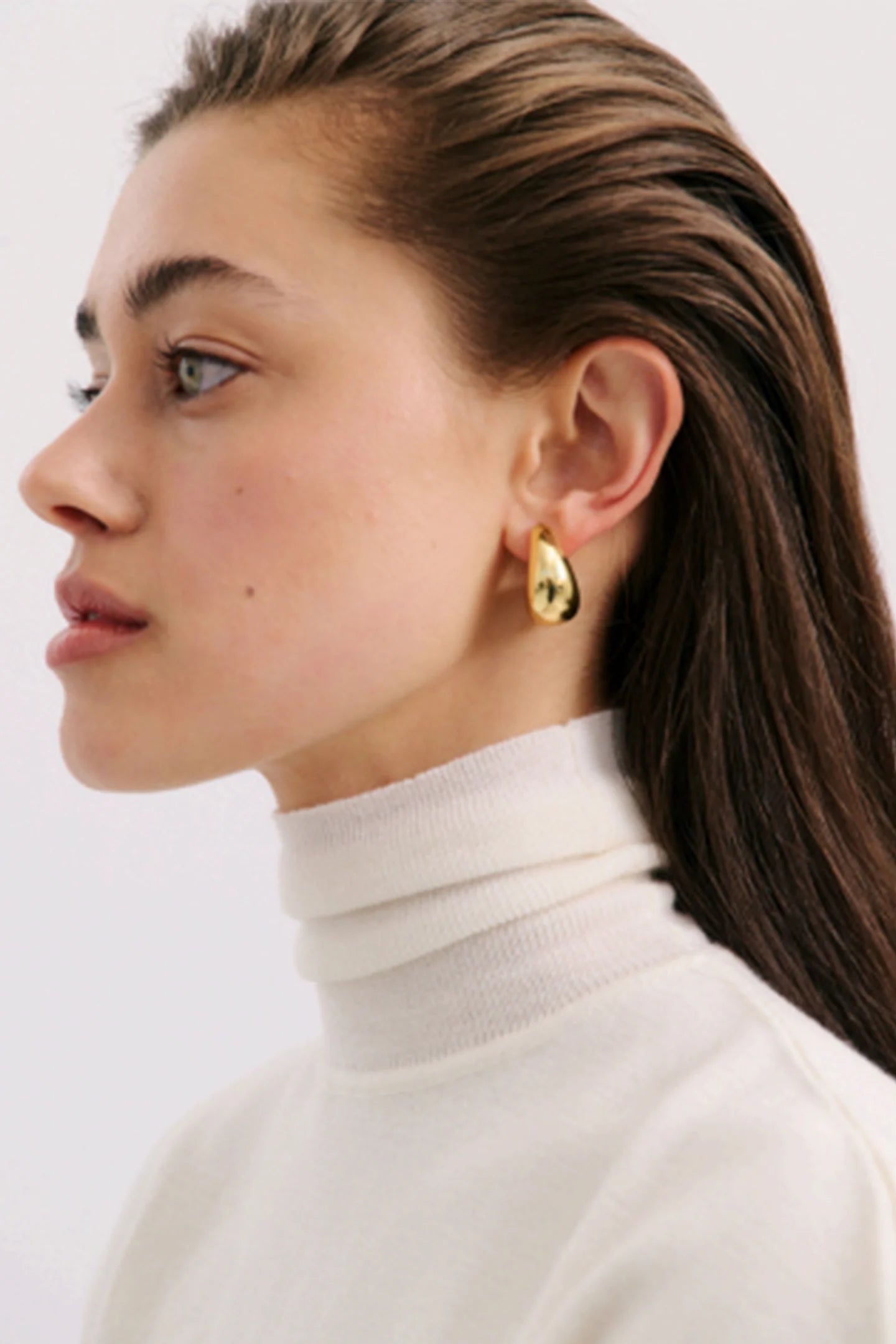 Thick Droplet Earring in Gold Anna Rossi