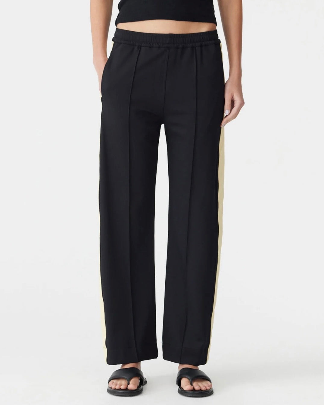 Twill Stripe Detail Pant Black/Yellow BASSIKE