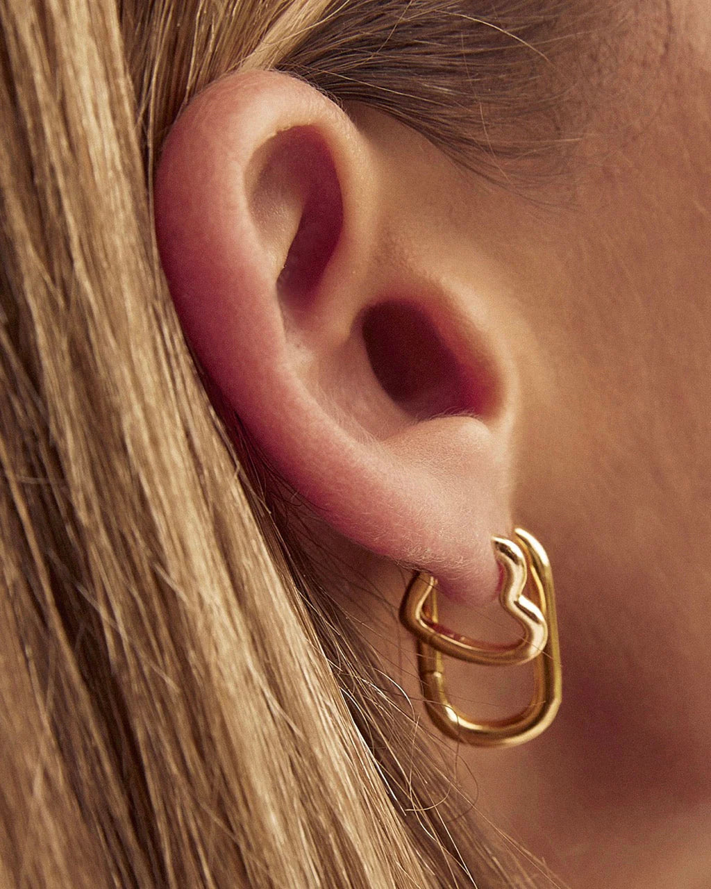 Sweetheart Gold Earrings in Small Arms of Eve