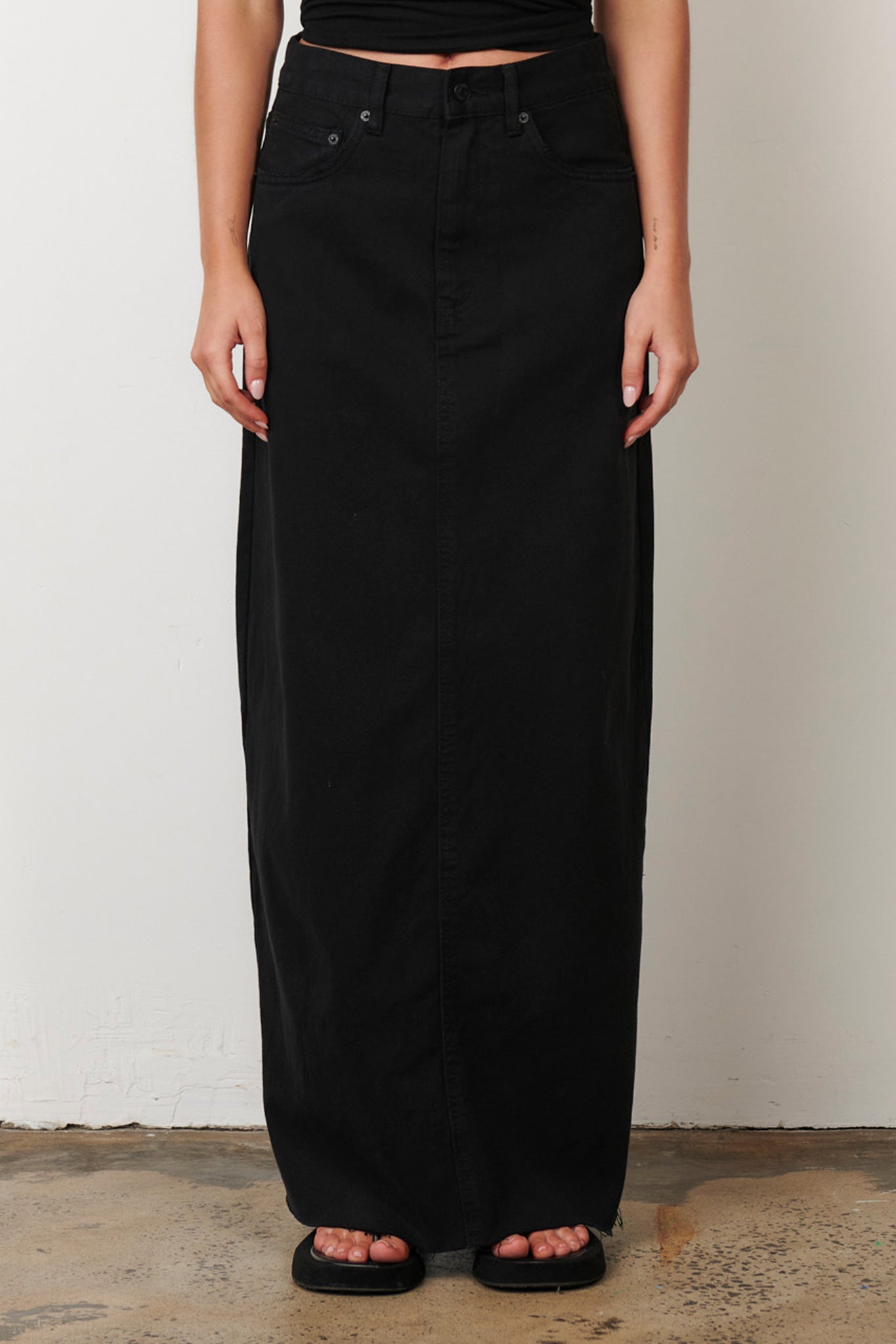 Hudson Maxi Skirt in Overdyed Black