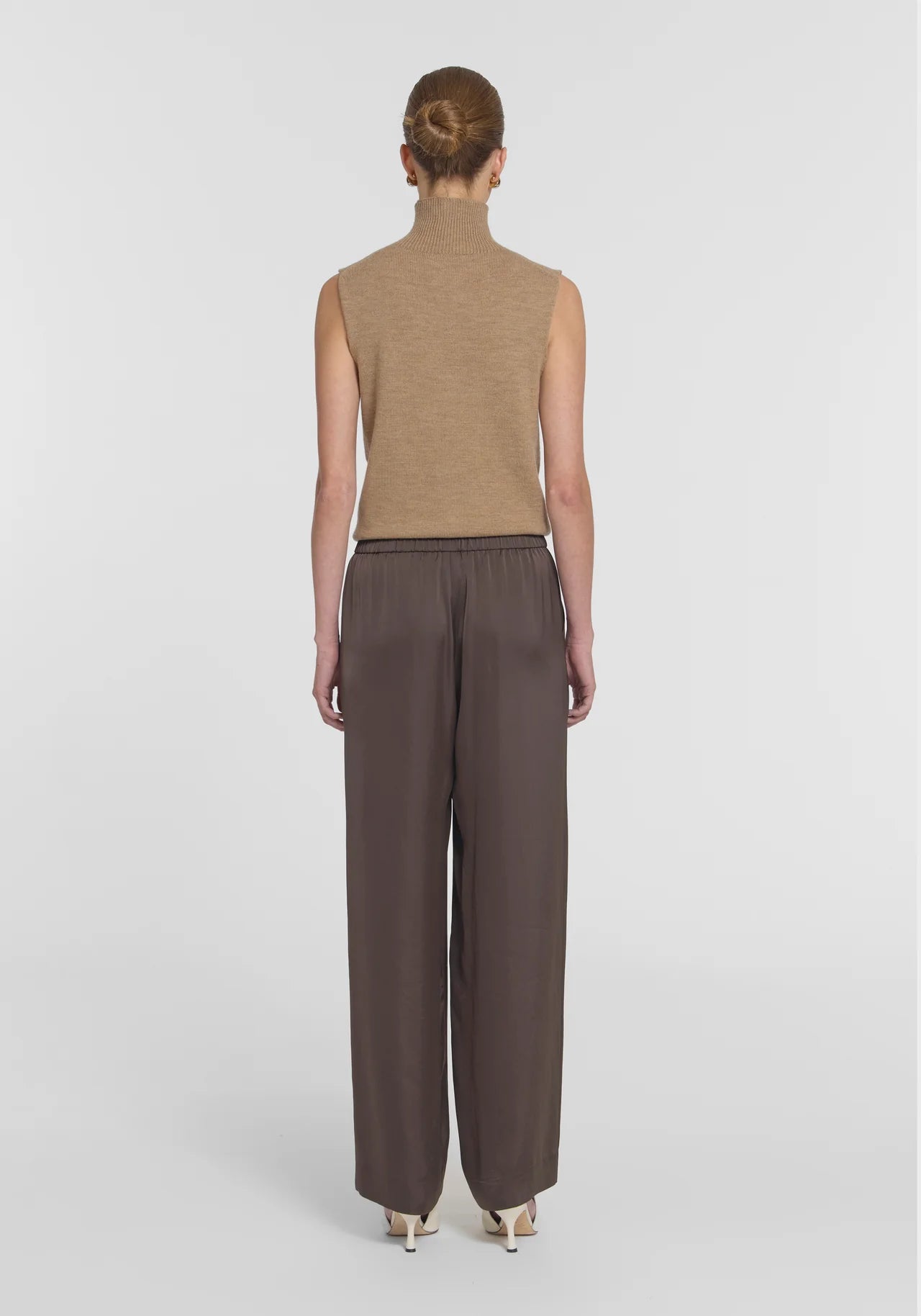 Pilot Pant in Chocolate Viktoria + Woods