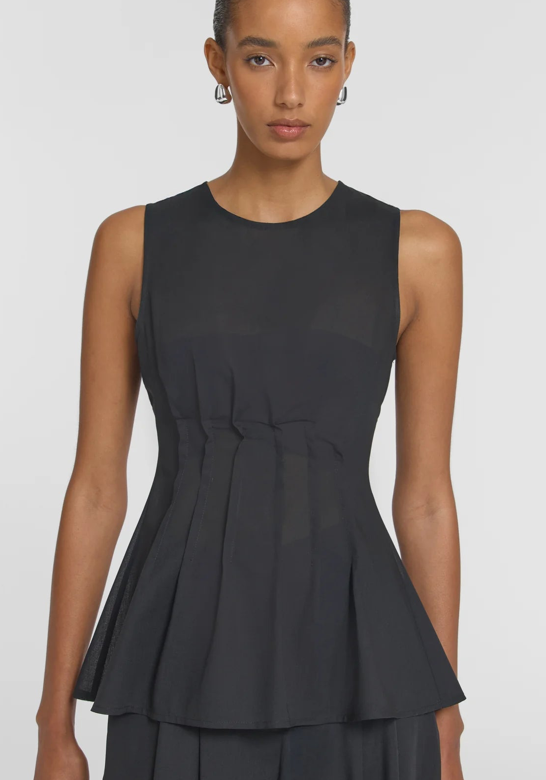 Laureate Top in Black Viktoria + Woods