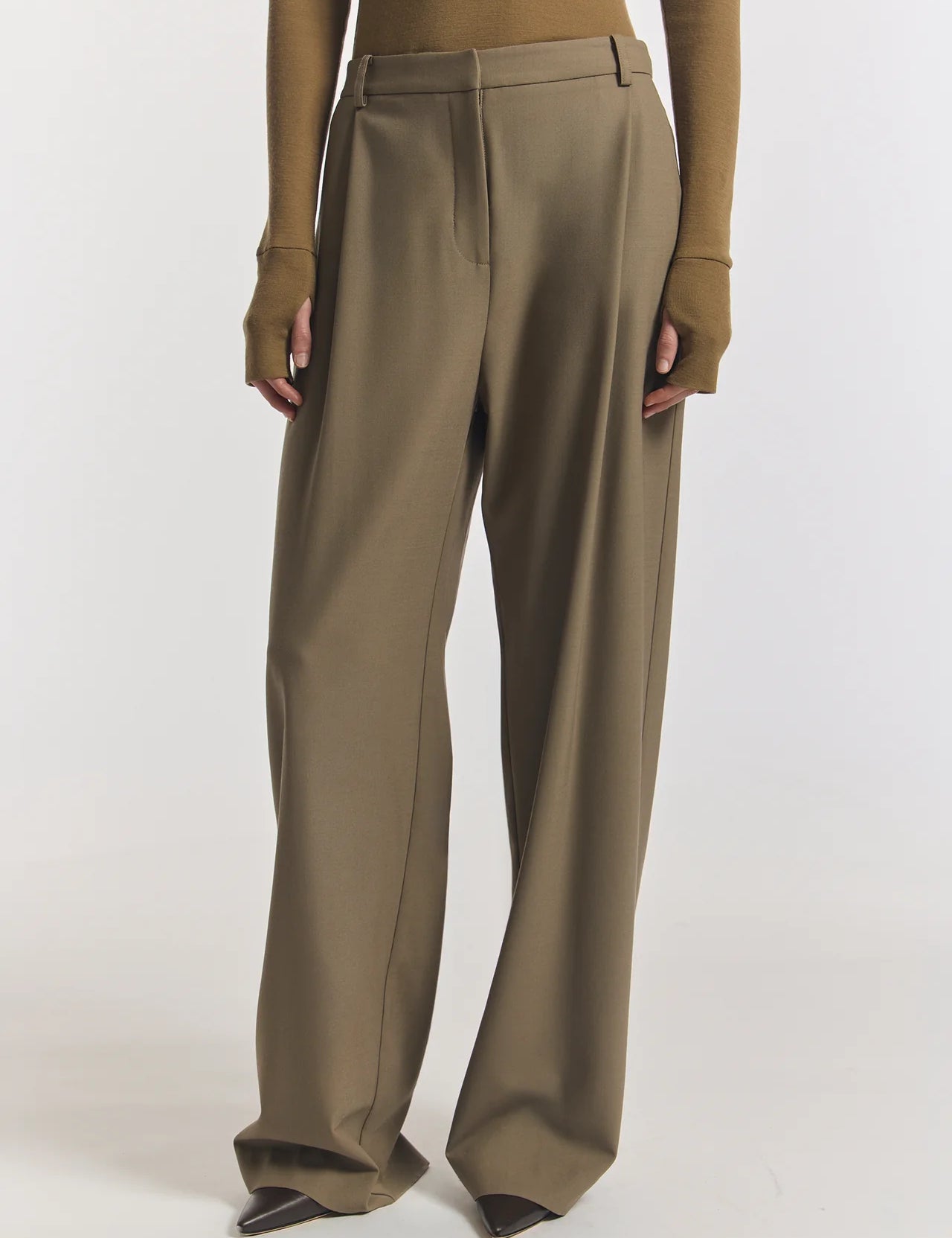 Idol Pant in Khaki Viktoria + Woods